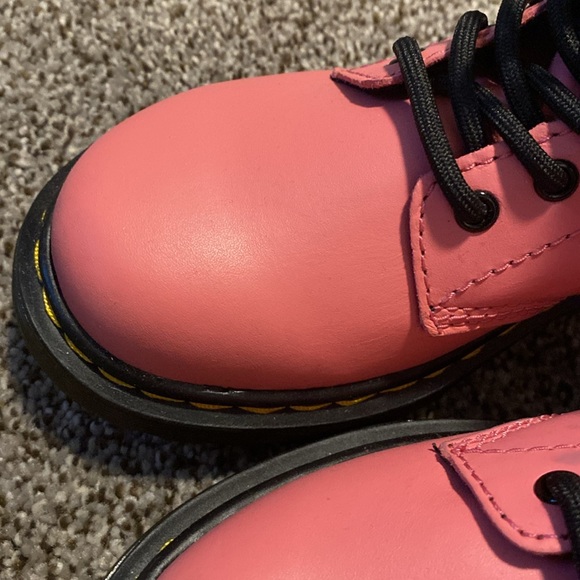 Dr. Martens pink boots size 1 - Picture 2 of 10